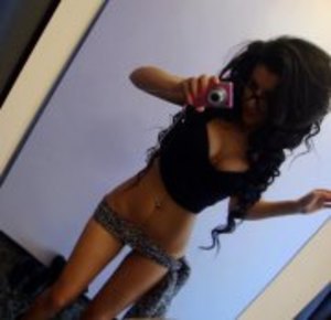Looking for girls down to fuck? Mollie from Oklahoma is your girl