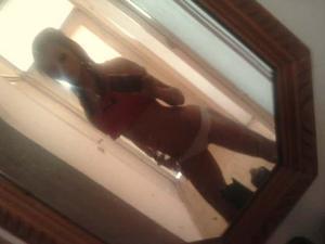 Meet local singles like Maeve from Ohio who want to fuck tonight