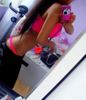 Meet local singles like Barbara from Arizona who want to fuck tonight